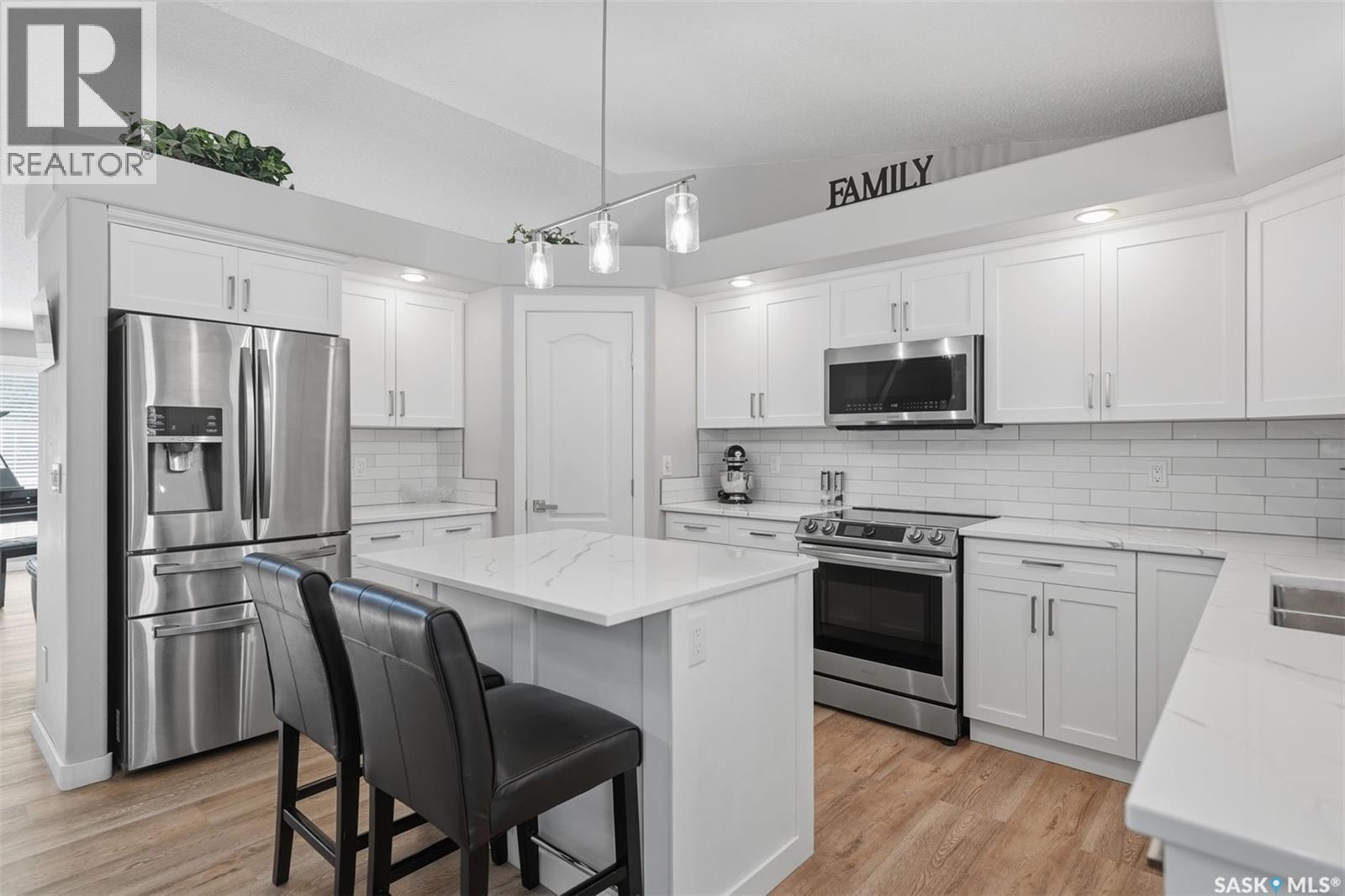 115 Braeshire Lane, Saskatoon, Saskatchewan  S7V 1A1 - Photo 5 - SK047221