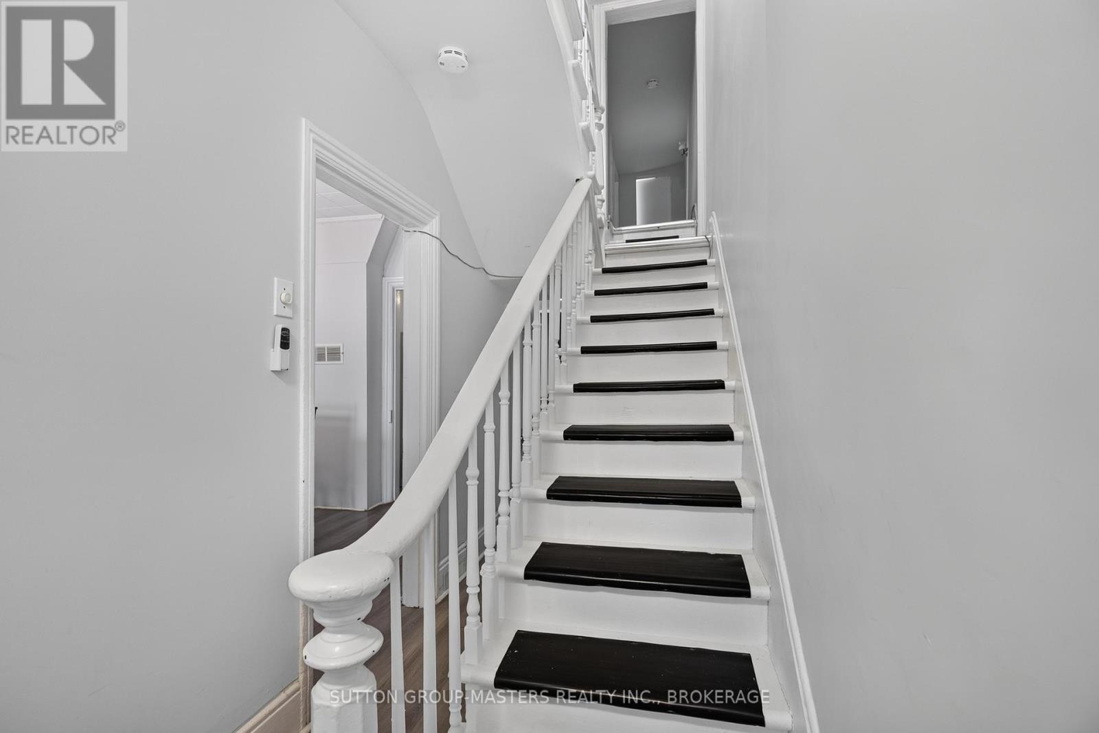 378 Barrie Street, Kingston, Ontario  K7K 3T4 - Photo 3 - X13736054