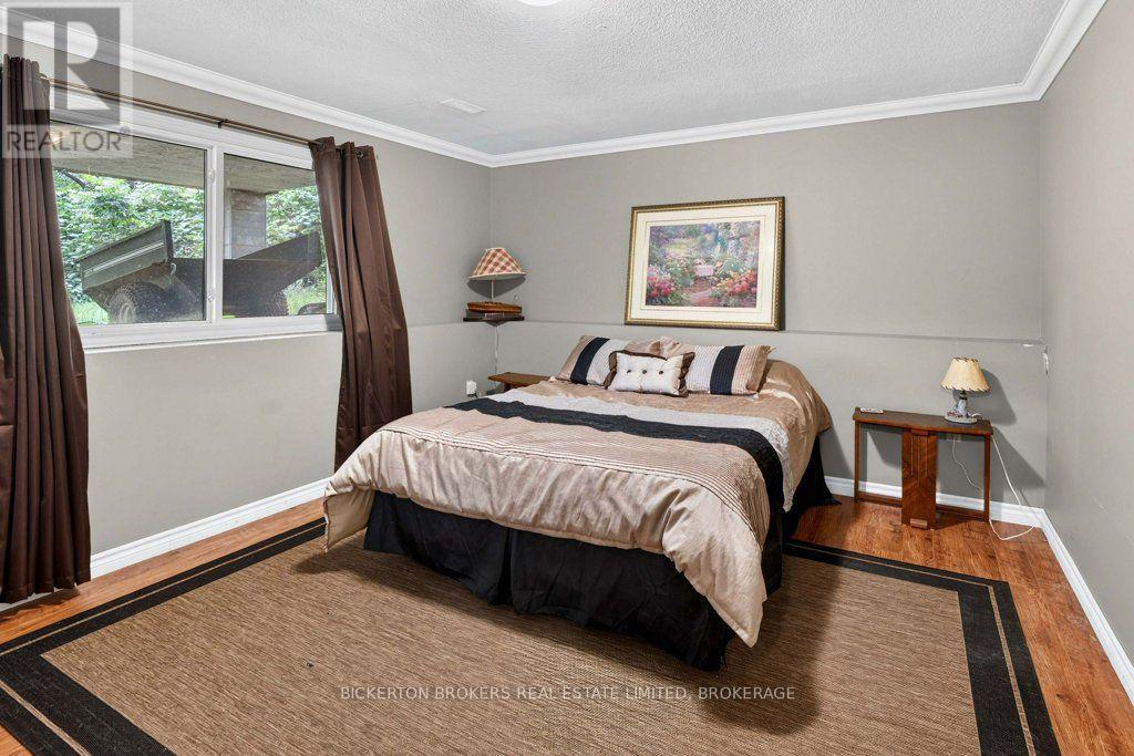 237 Old River Road, Leeds And The Thousand Islands, Ontario  K0E 1R0 - Photo 12 - X13736104