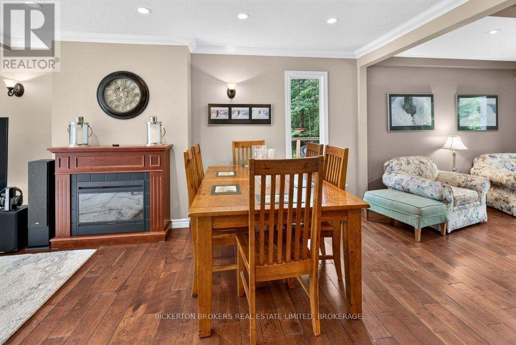 237 Old River Road, Leeds And The Thousand Islands, Ontario  K0E 1R0 - Photo 16 - X13736104