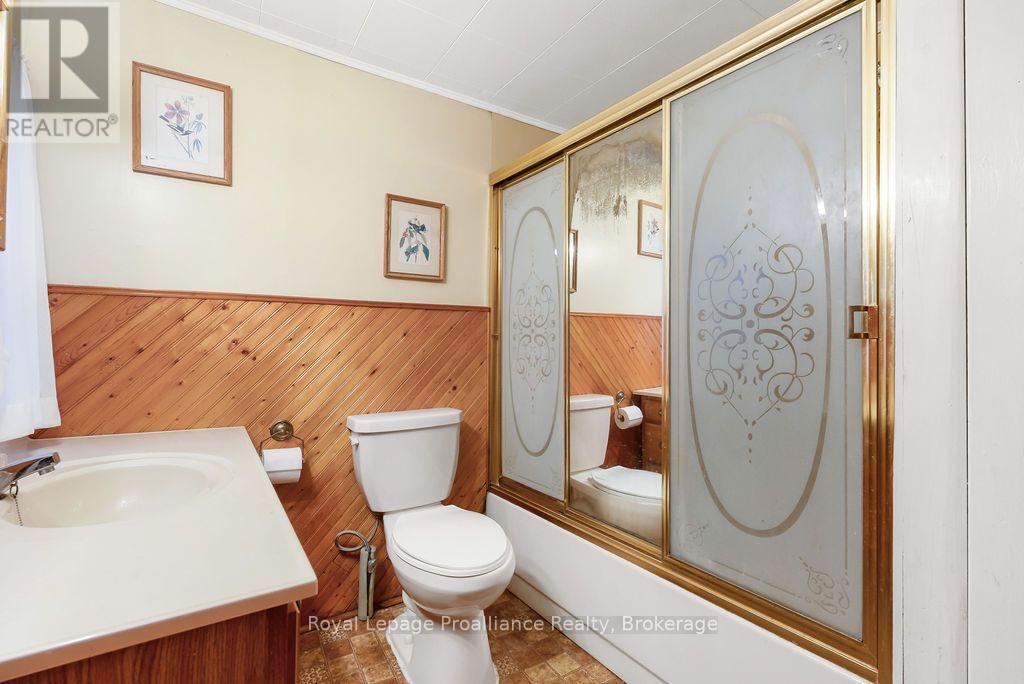 294 Moira Street E, Belleville, Ontario  K8P 2T1 - Photo 15 - X13736096
