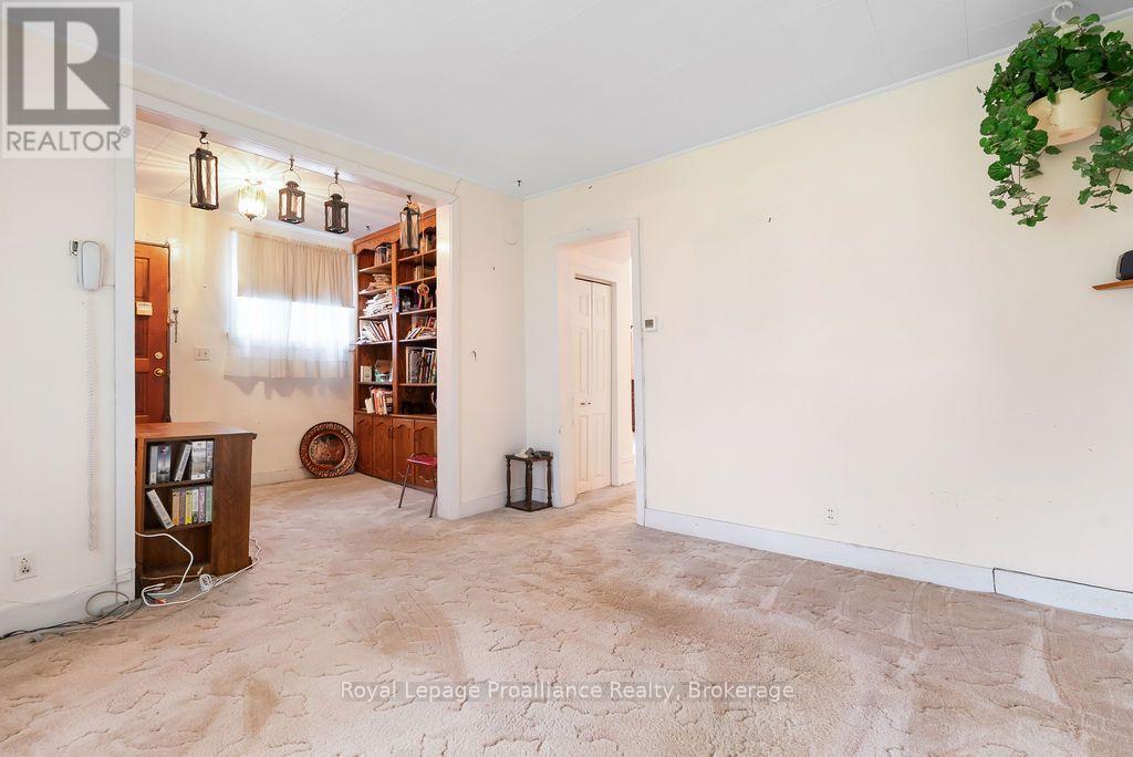 294 Moira Street E, Belleville, Ontario  K8P 2T1 - Photo 23 - X13736096