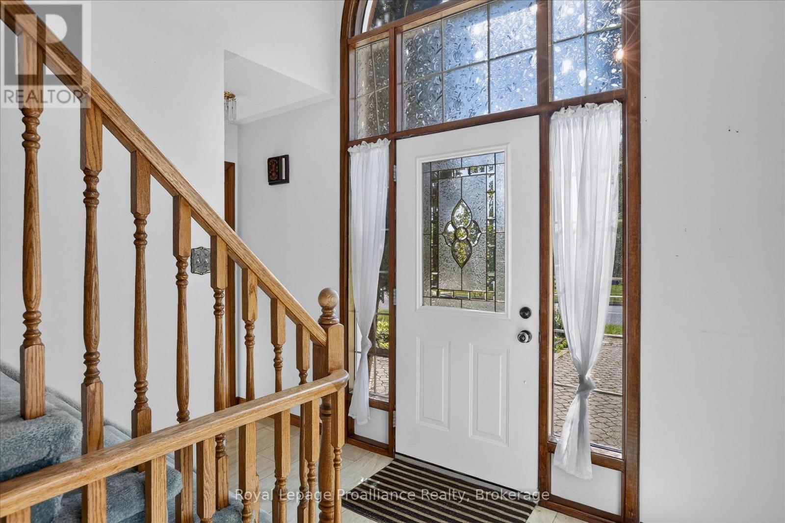 1664 Forster Avenue, Peterborough, Ontario  K9K 2G6 - Photo 4 - X13736310