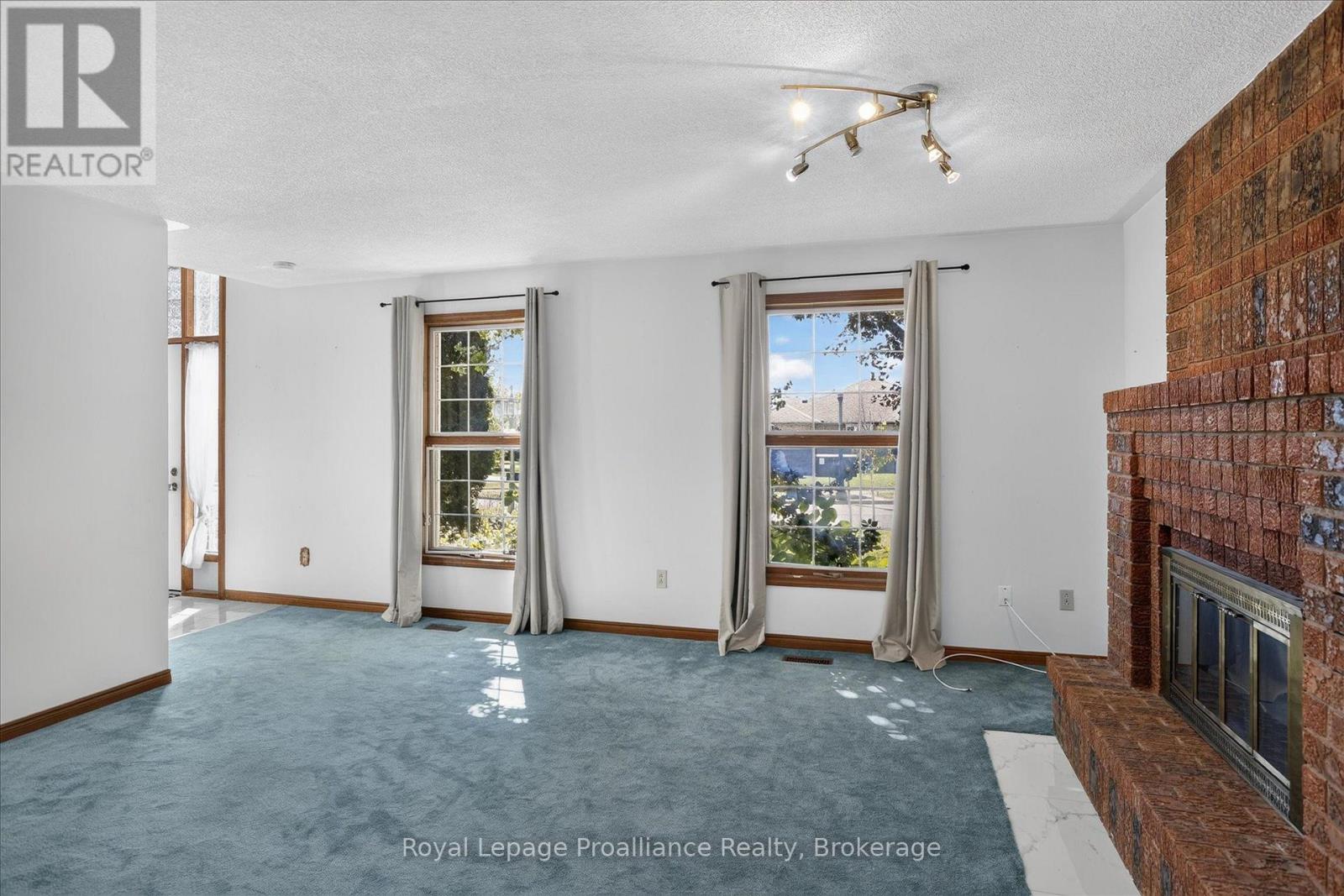 1664 Forster Avenue, Peterborough, Ontario  K9K 2G6 - Photo 8 - X13736310