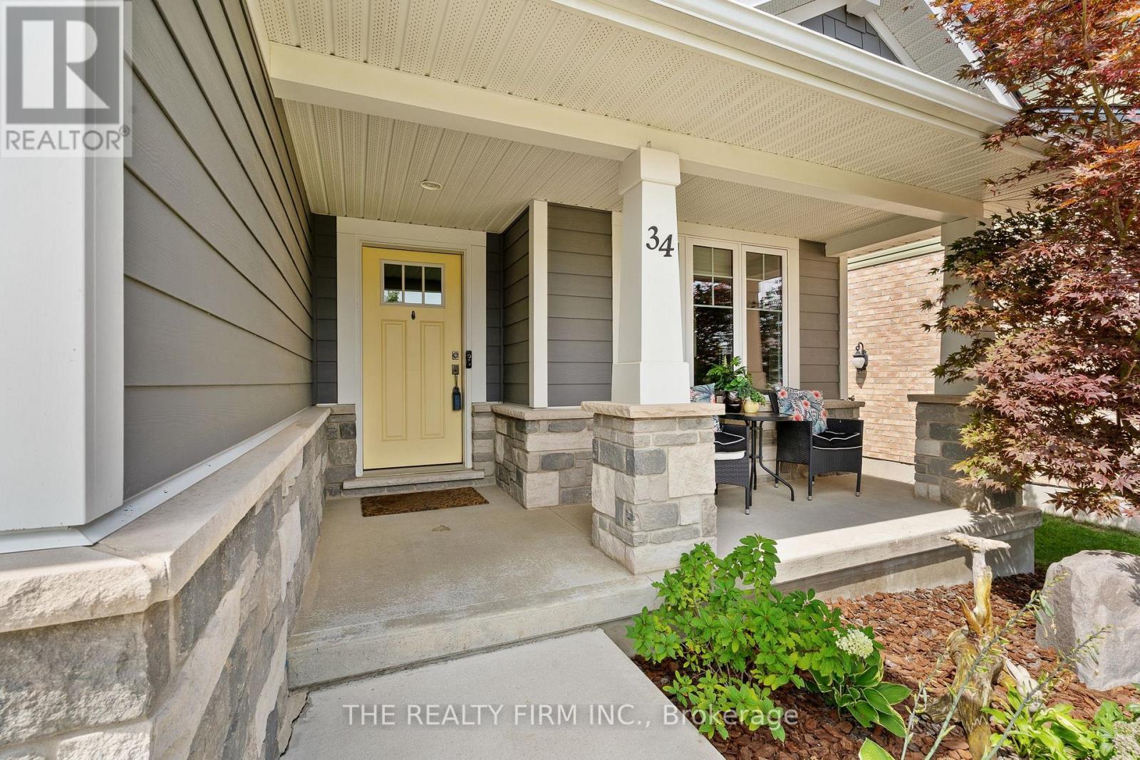 34 Ashberry Place, St. Thomas, Ontario  N5R 0H9 - Photo 4 - X13736036