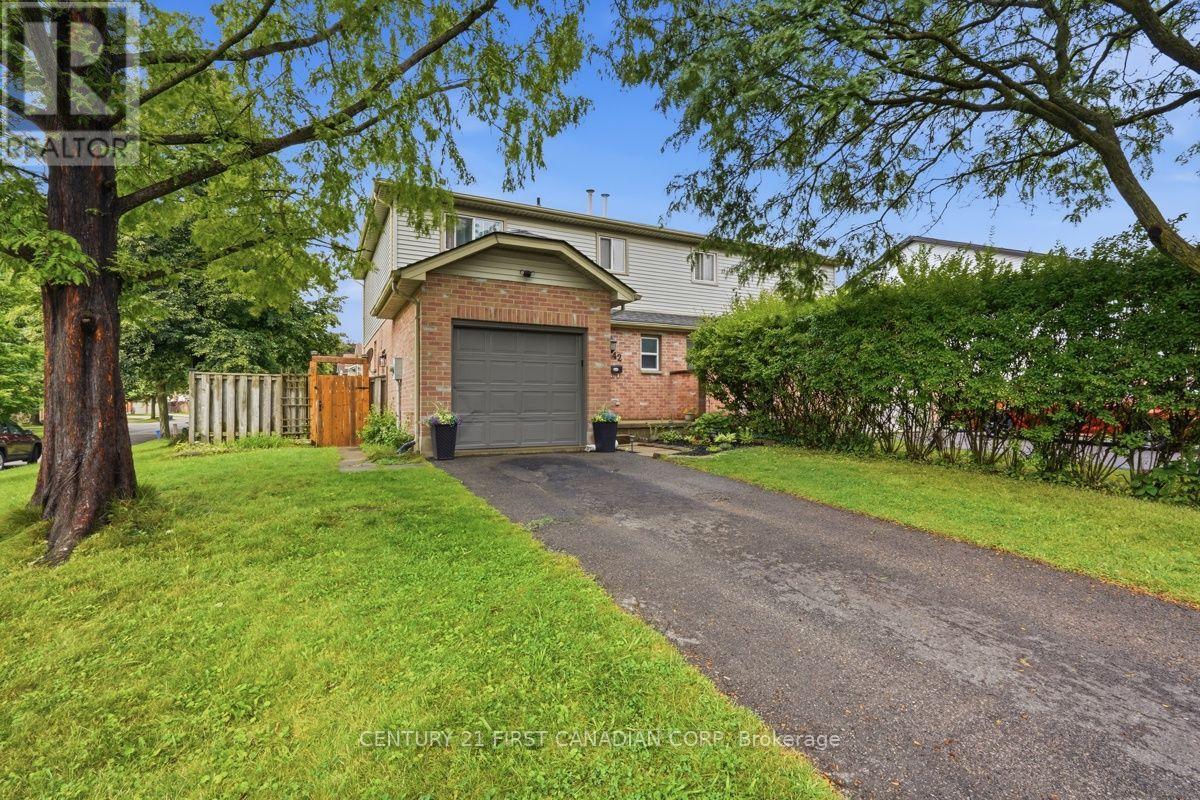 242 Martinet Avenue, London East, Ontario  N5V 4B2 - Photo 1 - X13736066