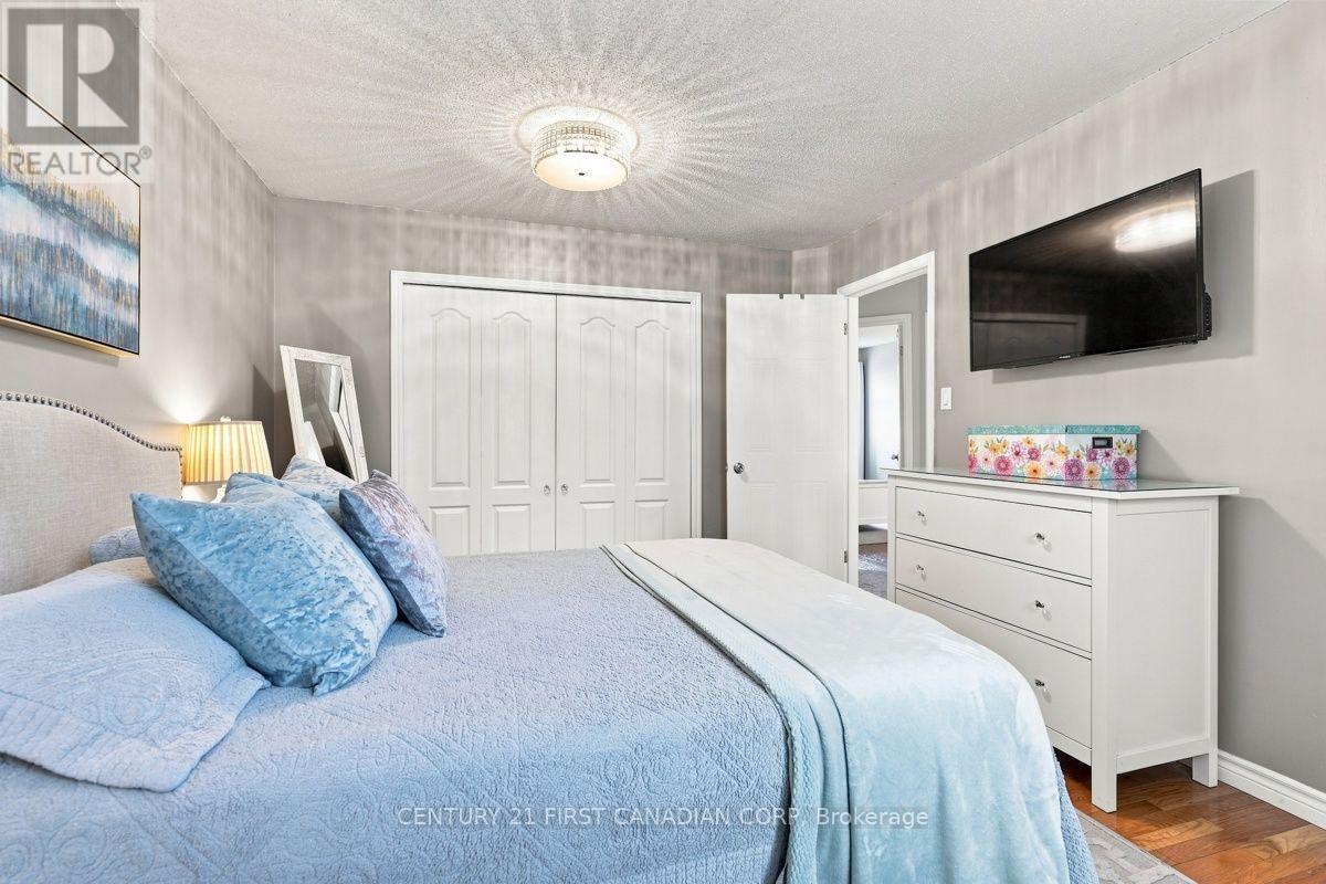242 Martinet Avenue, London East, Ontario  N5V 4B2 - Photo 19 - X13736066