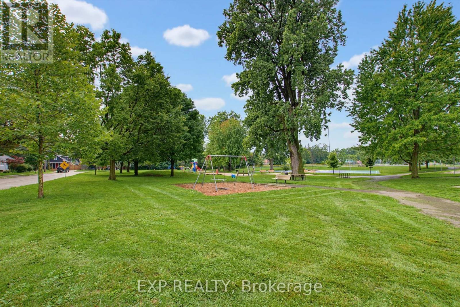 20 Barrington Avenue, London North, Ontario  N6H 1J9 - Photo 42 - X13736172