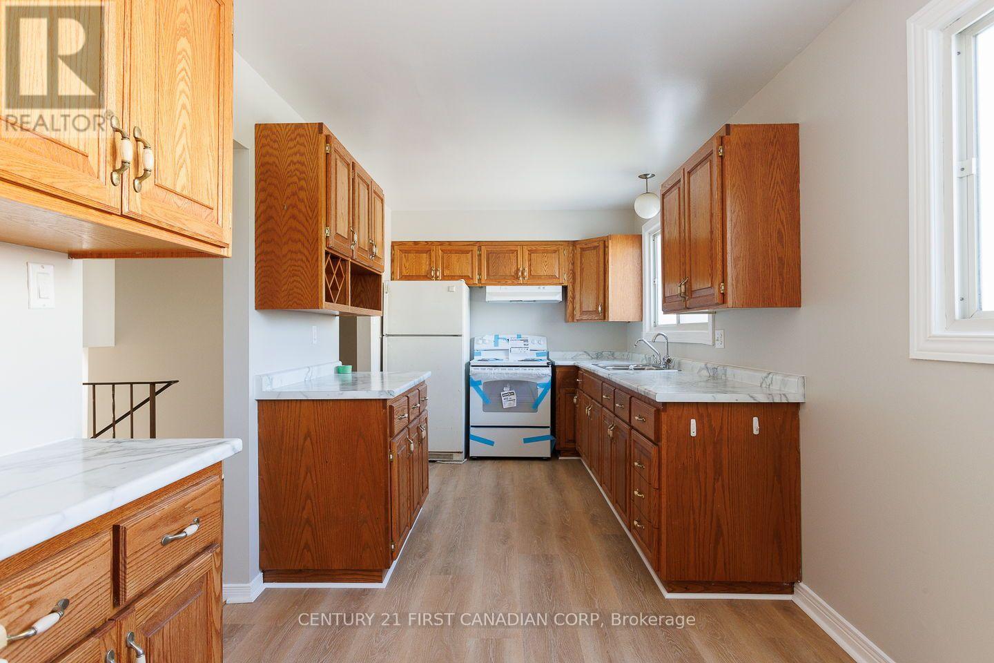 16 - 40 Fairfax Court, London North, Ontario  N6G 3Y3 - Photo 17 - X13736240
