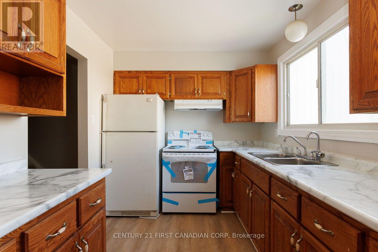 16 - 40 Fairfax Court, London North, Ontario  N6G 3Y3 - Photo 19 - X13736240