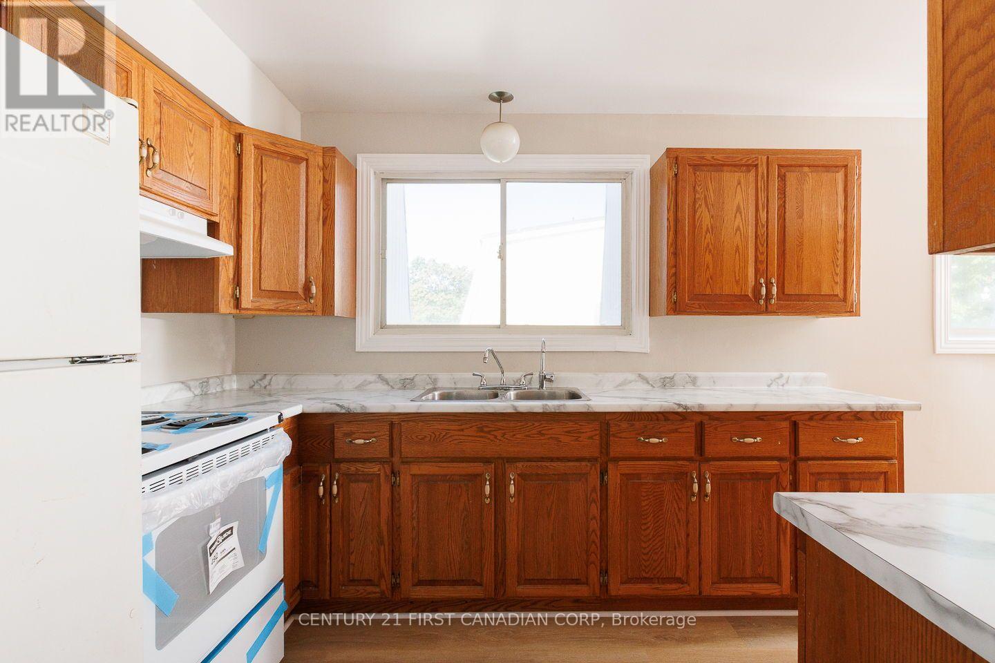 16 - 40 Fairfax Court, London North, Ontario  N6G 3Y3 - Photo 20 - X13736240