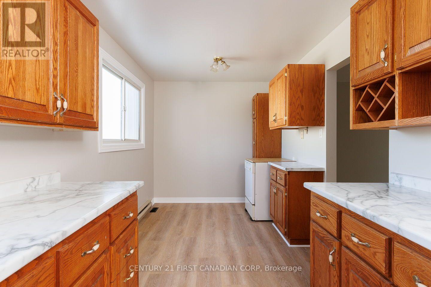 16 - 40 Fairfax Court, London North, Ontario  N6G 3Y3 - Photo 21 - X13736240