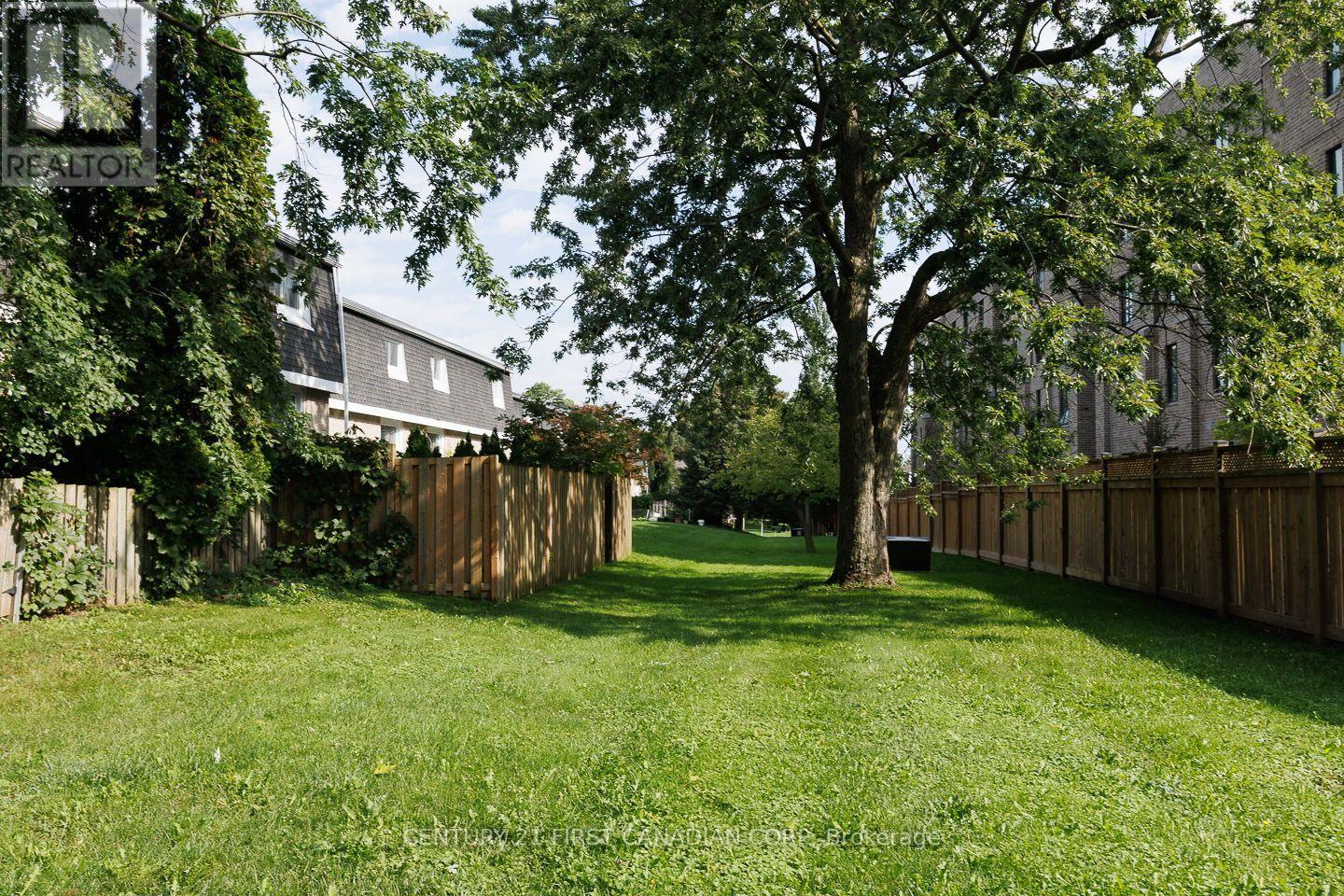 16 - 40 Fairfax Court, London North, Ontario  N6G 3Y3 - Photo 40 - X13736240