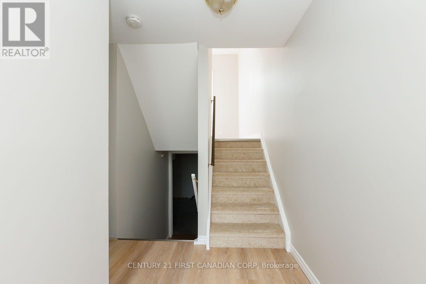 16 - 40 Fairfax Court, London North, Ontario  N6G 3Y3 - Photo 5 - X13736240