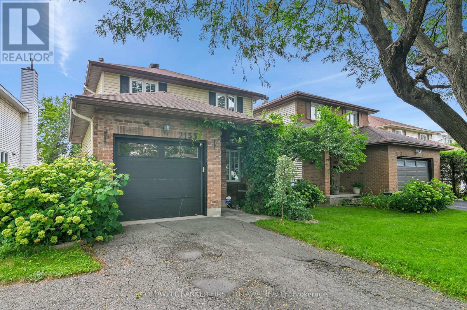 2153 East Acres Road, Ottawa, Ontario  K1J 9A6 - Photo 1 - X13736212