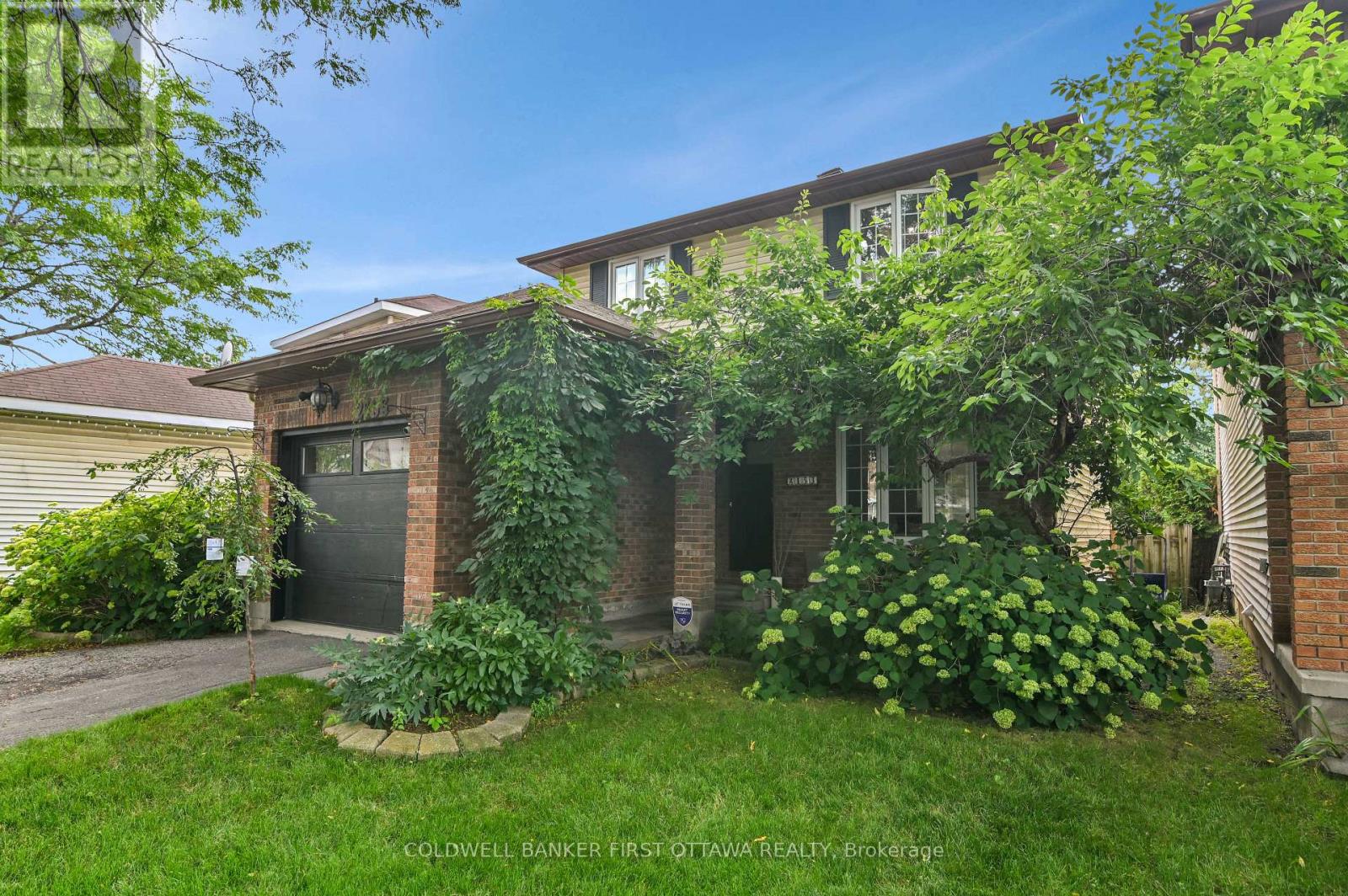2153 East Acres Road, Ottawa, Ontario  K1J 9A6 - Photo 2 - X13736212