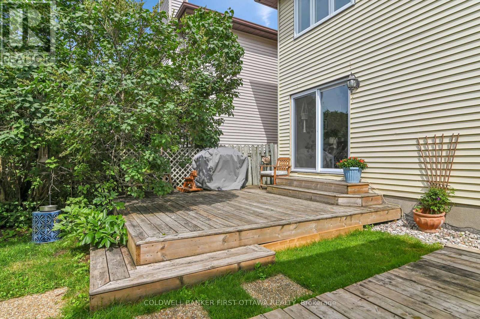2153 East Acres Road, Ottawa, Ontario  K1J 9A6 - Photo 25 - X13736212