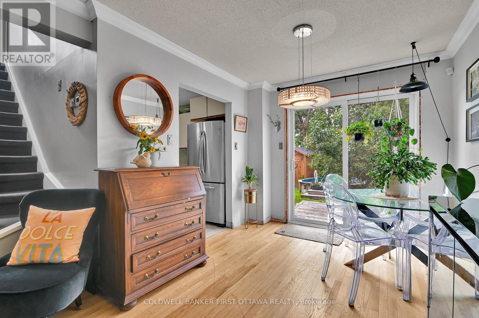 2153 East Acres Road, Ottawa, Ontario  K1J 9A6 - Photo 7 - X13736212