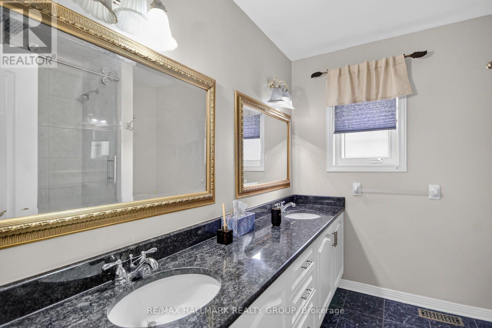 11 Taj Court, Ottawa, Ontario  K1G 5K6 - Photo 39 - X13736236