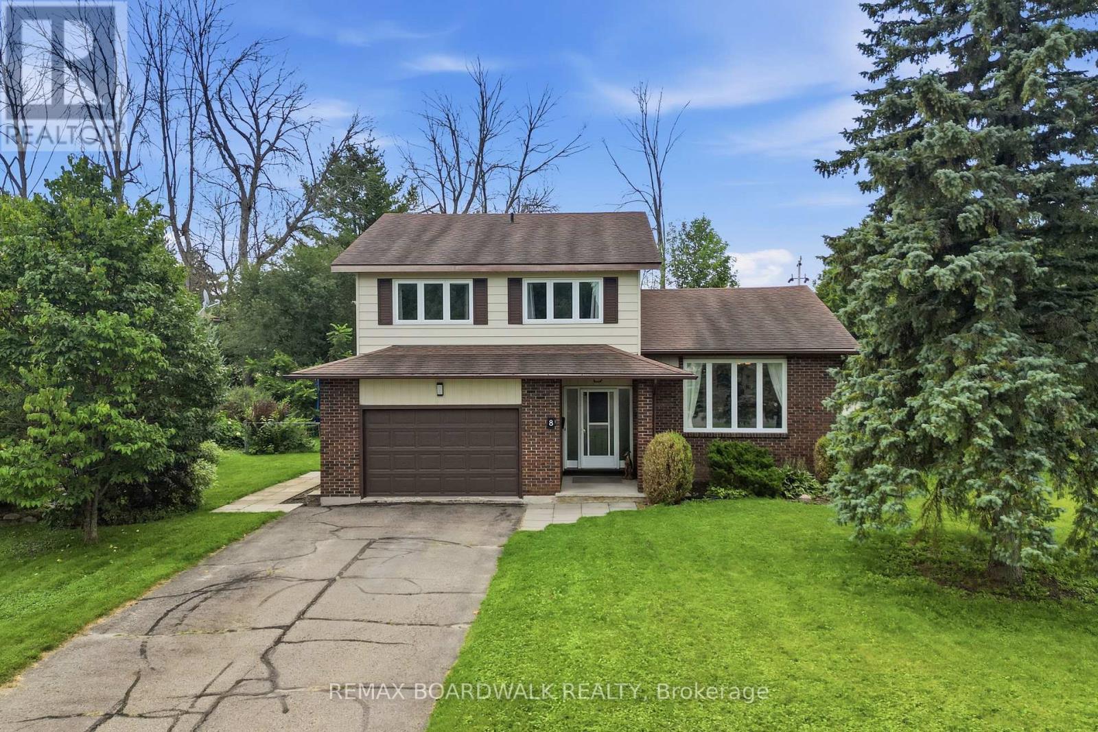 8 Jessie Drive, Perth, Ontario K7H 3J1 - Photo 1 - X13736288