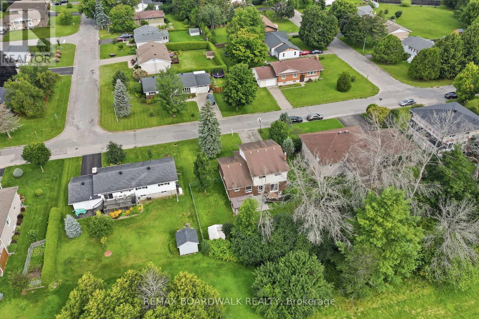 8 Jessie Drive, Perth, Ontario K7H 3J1 - Photo 40 - X13736288