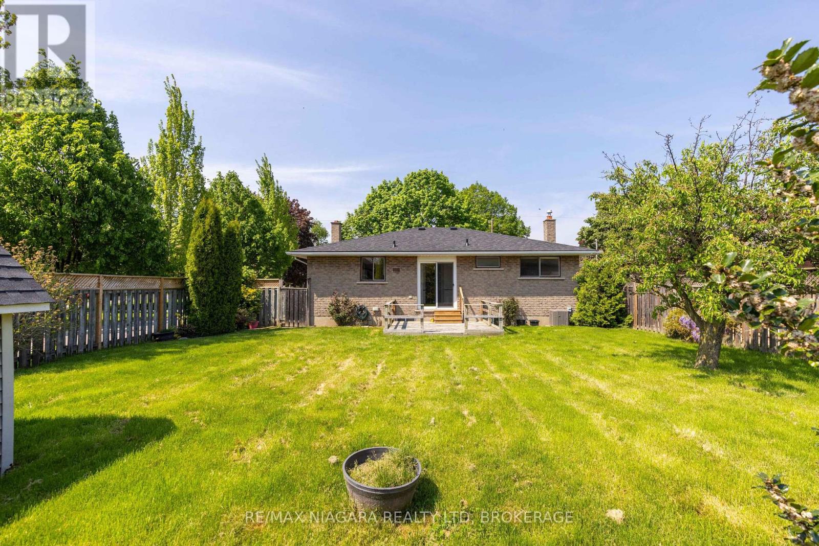 29 Granada Drive, St. Catharines, Ontario  L2N 2S4 - Photo 18 - X13736254