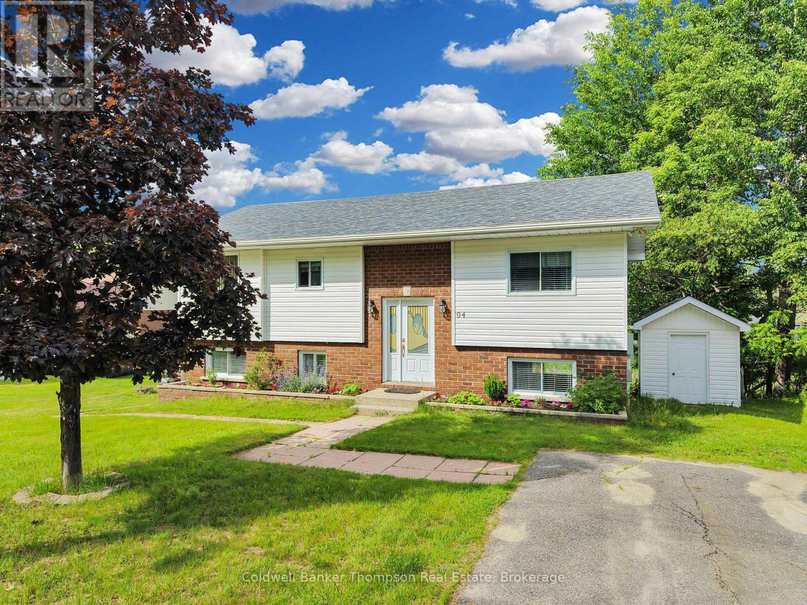 94 Brunel Road, Huntsville, Ontario P1H 1R1 - Photo 4 - X13735890