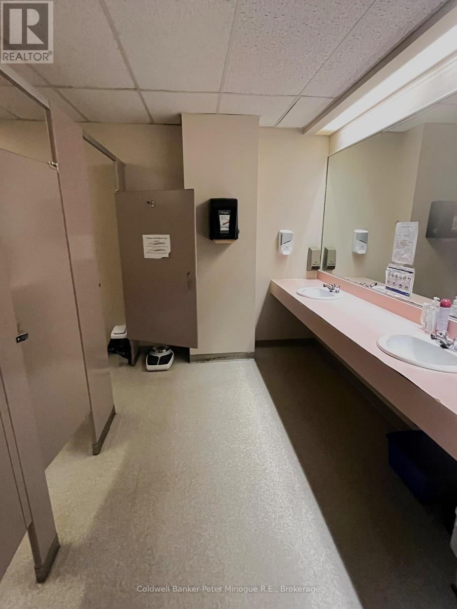 2nd Floor - 101 Mcintyre Street W, North Bay (Central), Ontario  P1B 2Y5 - Photo 21 - X13736148