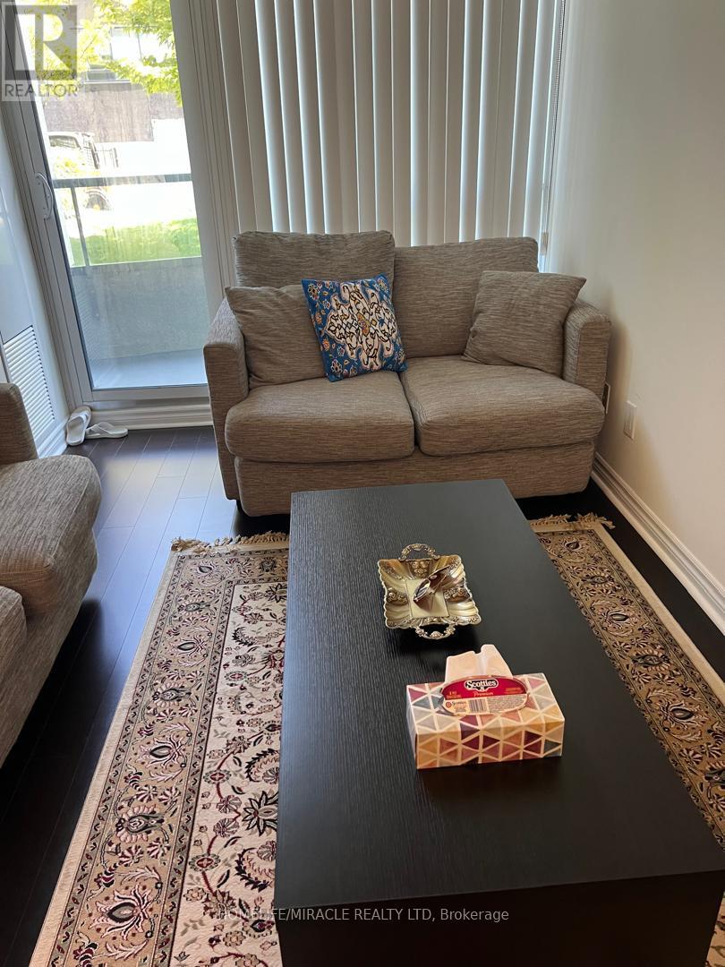 102 - 35 Hollywood Avenue, Toronto, Ontario  M2N 0A9 - Photo 2 - C13736182
