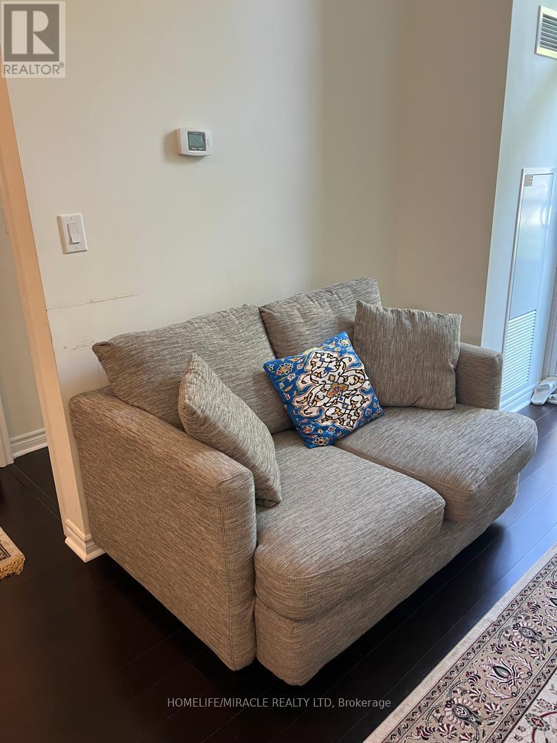 102 - 35 Hollywood Avenue, Toronto, Ontario  M2N 0A9 - Photo 3 - C13736182