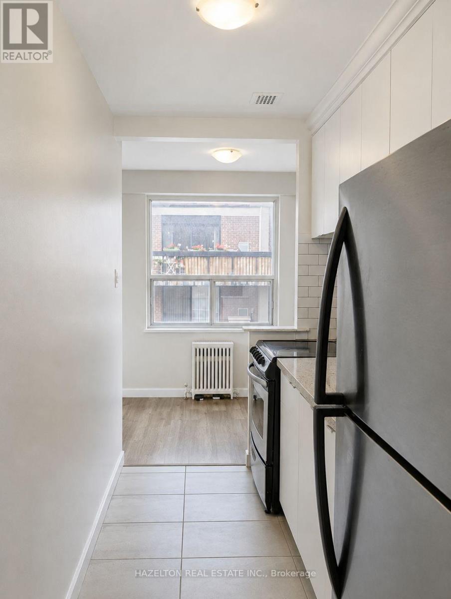 306 - 206 St George Street, Toronto, Ontario  M5R 2N6 - Photo 4 - C13736200