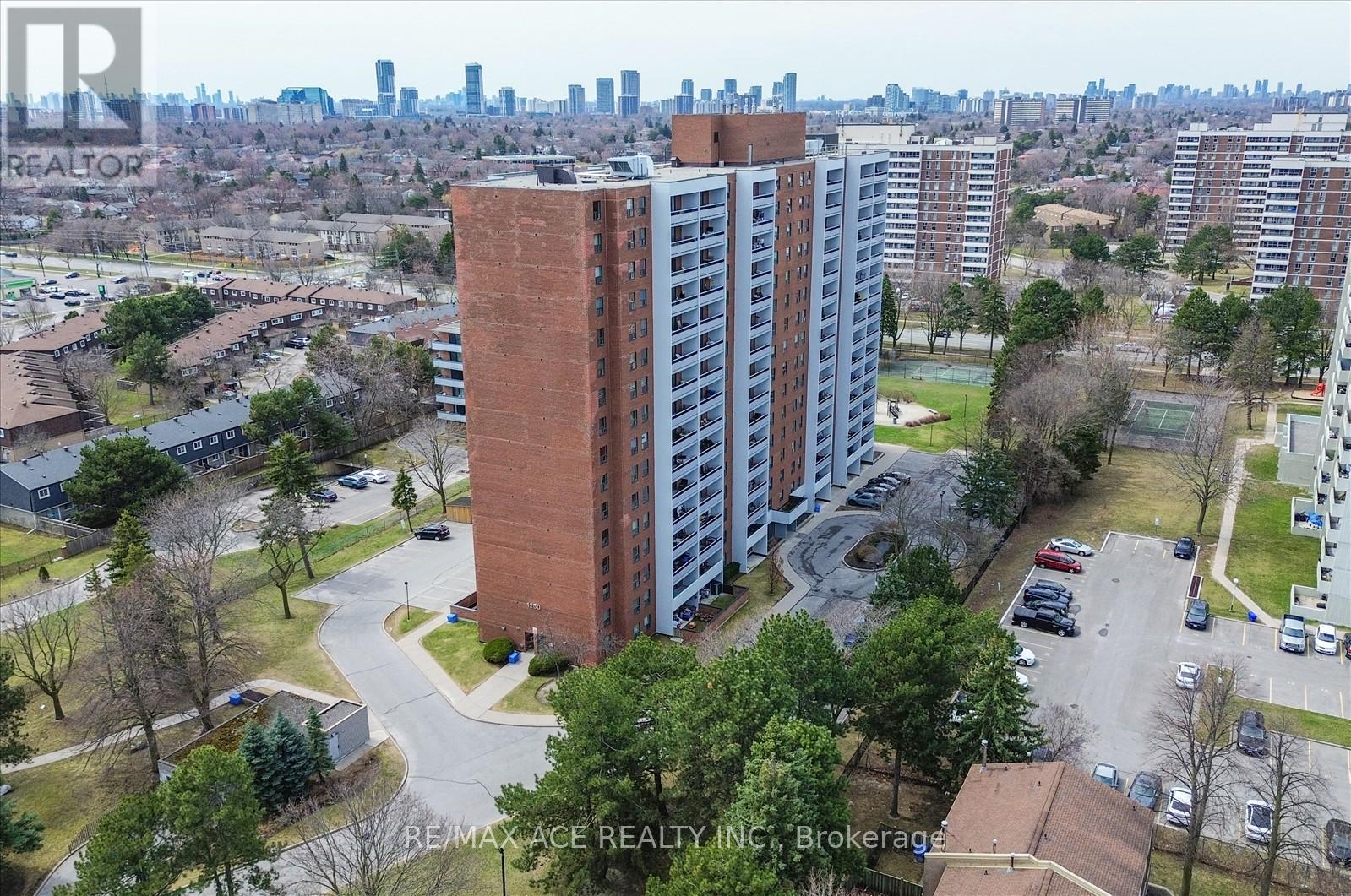1204 - 1250 Bridletowne Circle, Toronto, Ontario  M1W 2V1 - Photo 3 - E13736024