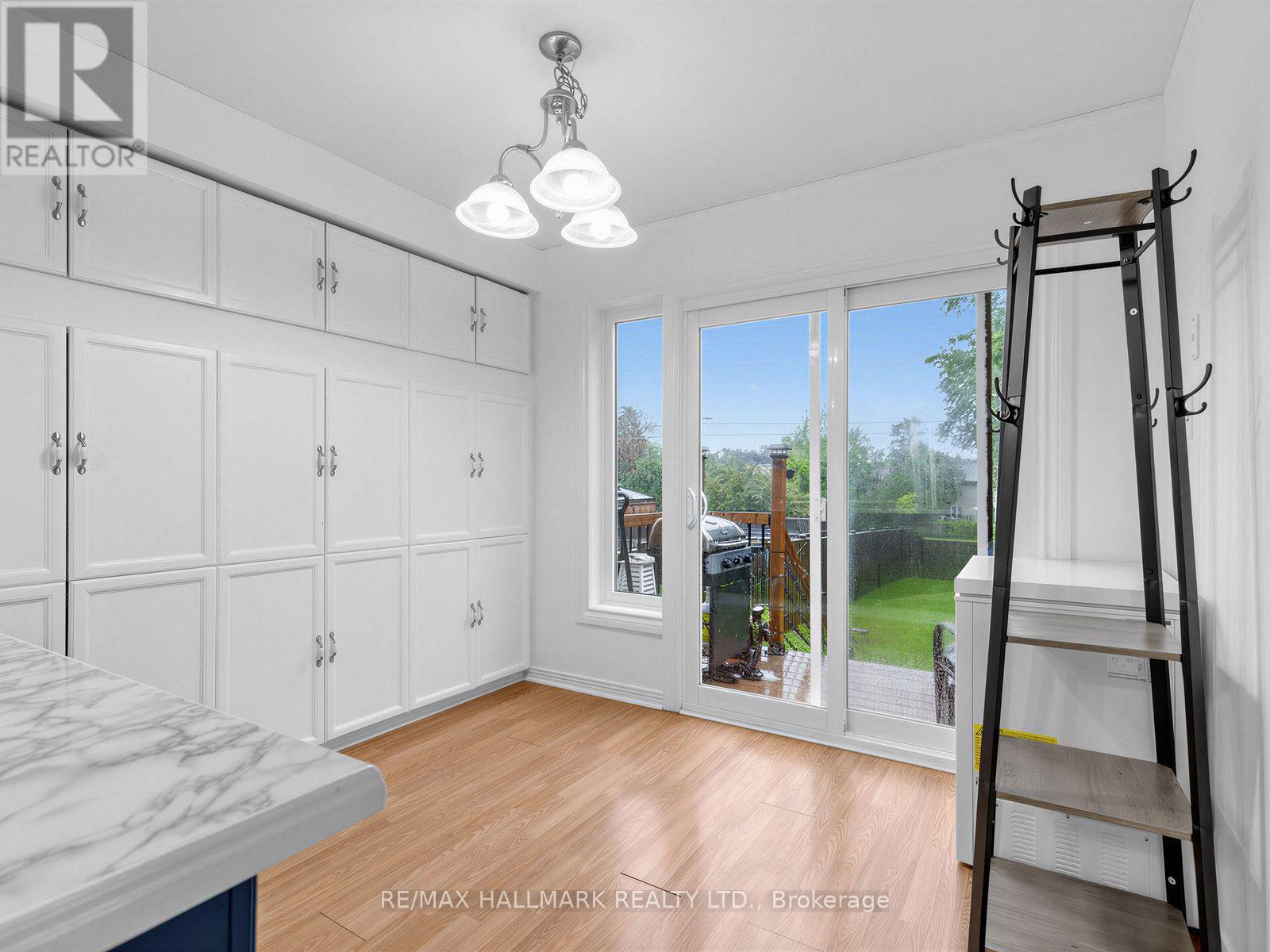 1553 Rawlings Drive, Pickering, Ontario L1V 5B2 - Photo 3 - E13736298
