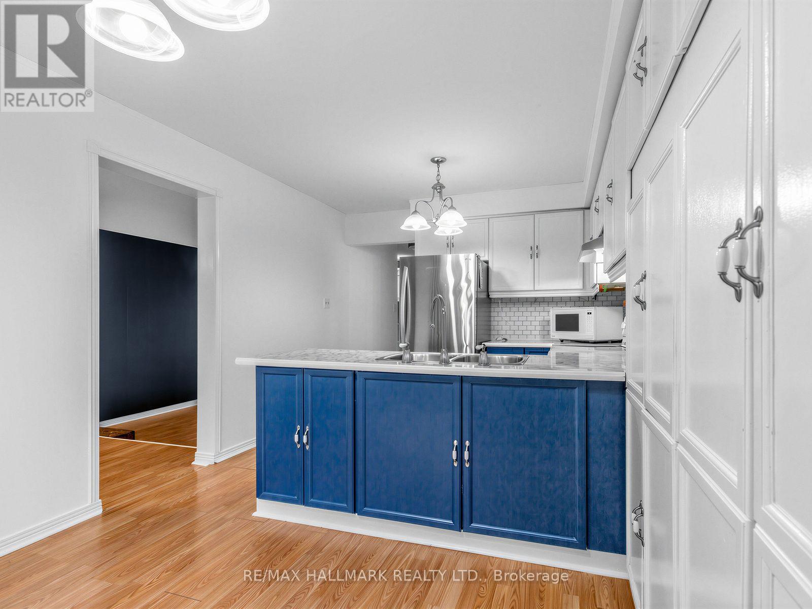 1553 Rawlings Drive, Pickering, Ontario L1V 5B2 - Photo 4 - E13736298