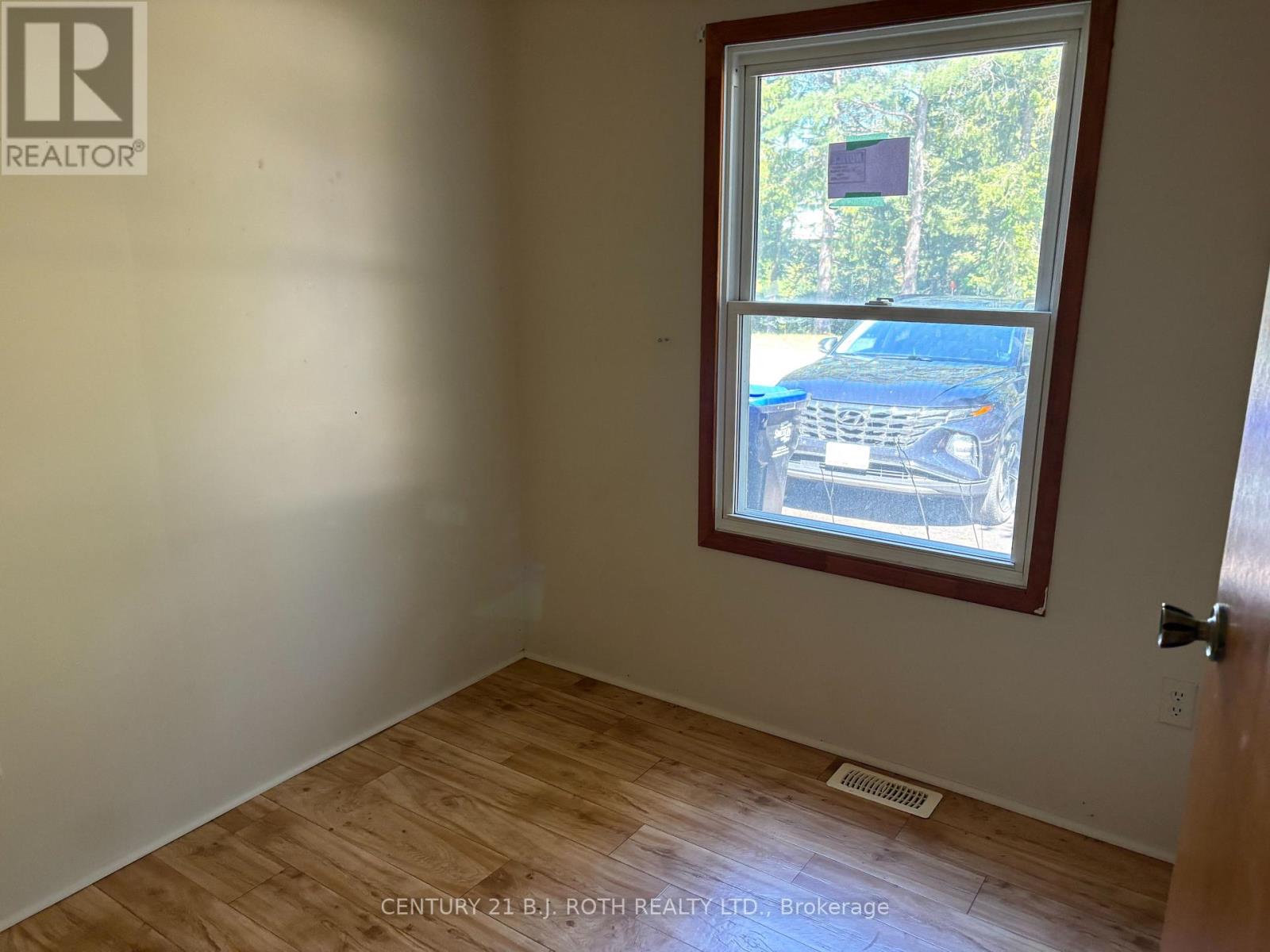 9 Cherrywood Lane, Innisfil, Ontario  L9S 1N3 - Photo 12 - N13736000