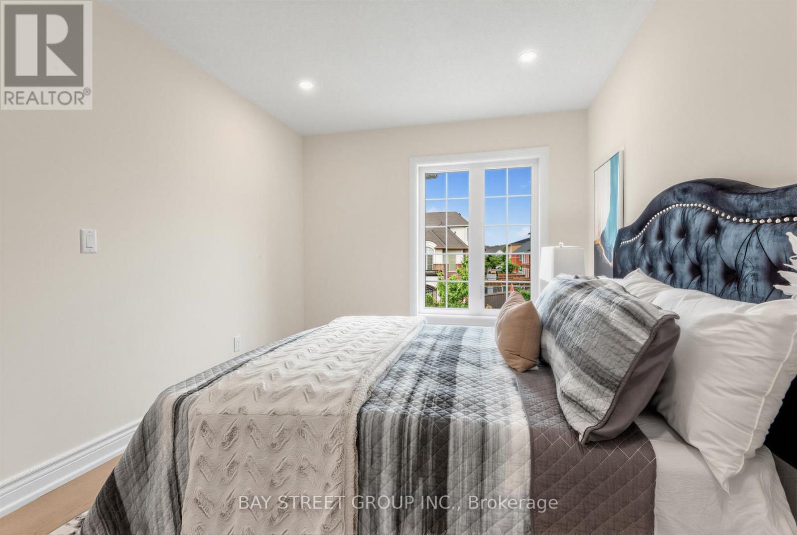 80 Living Crescent, Markham, Ontario  L6C 0T4 - Photo 34 - N13736004