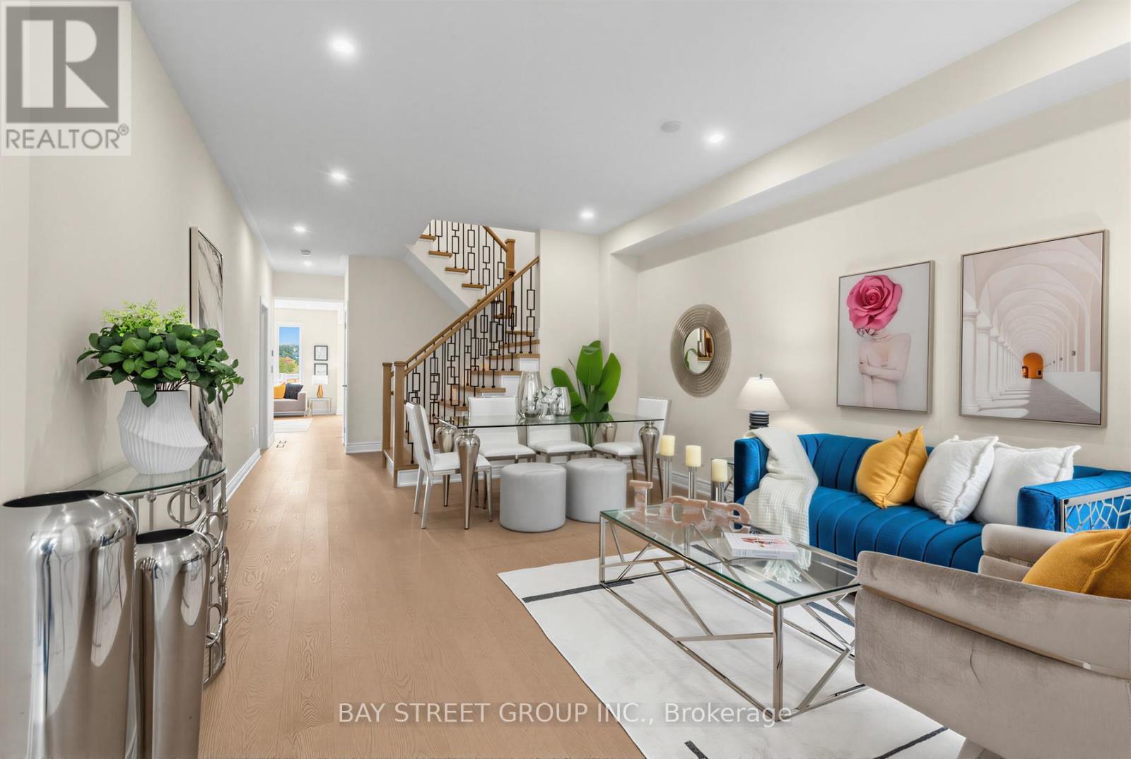80 Living Crescent, Markham, Ontario  L6C 0T4 - Photo 4 - N13736004