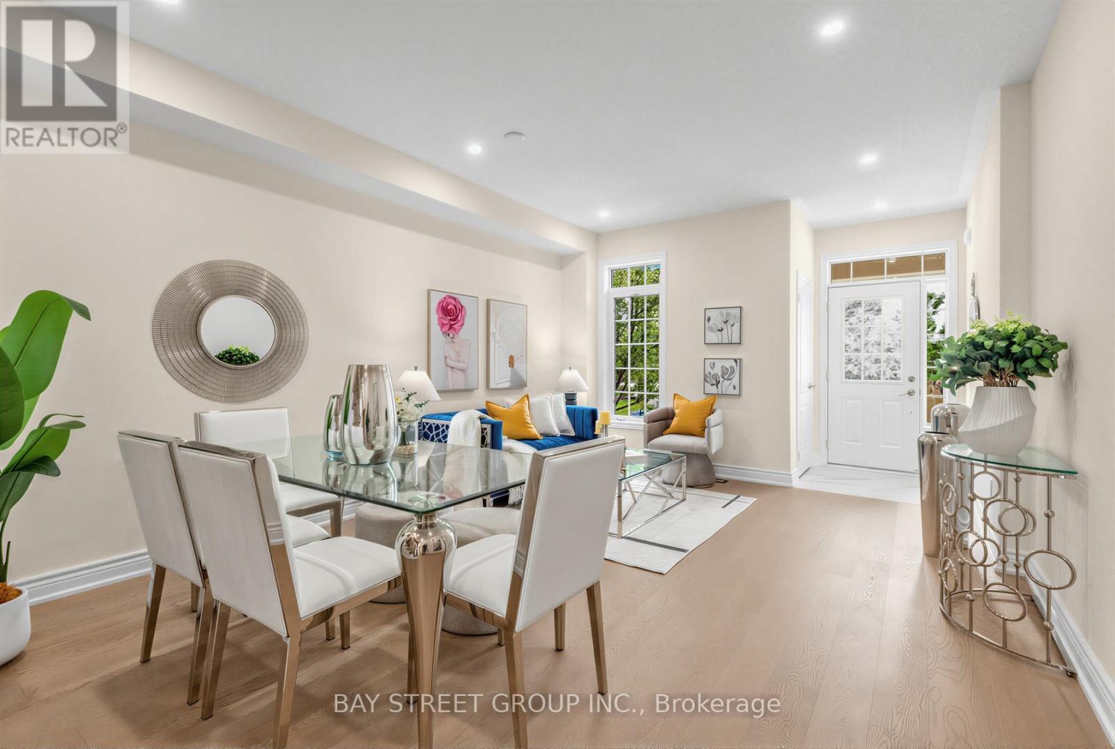 80 Living Crescent, Markham, Ontario  L6C 0T4 - Photo 7 - N13736004