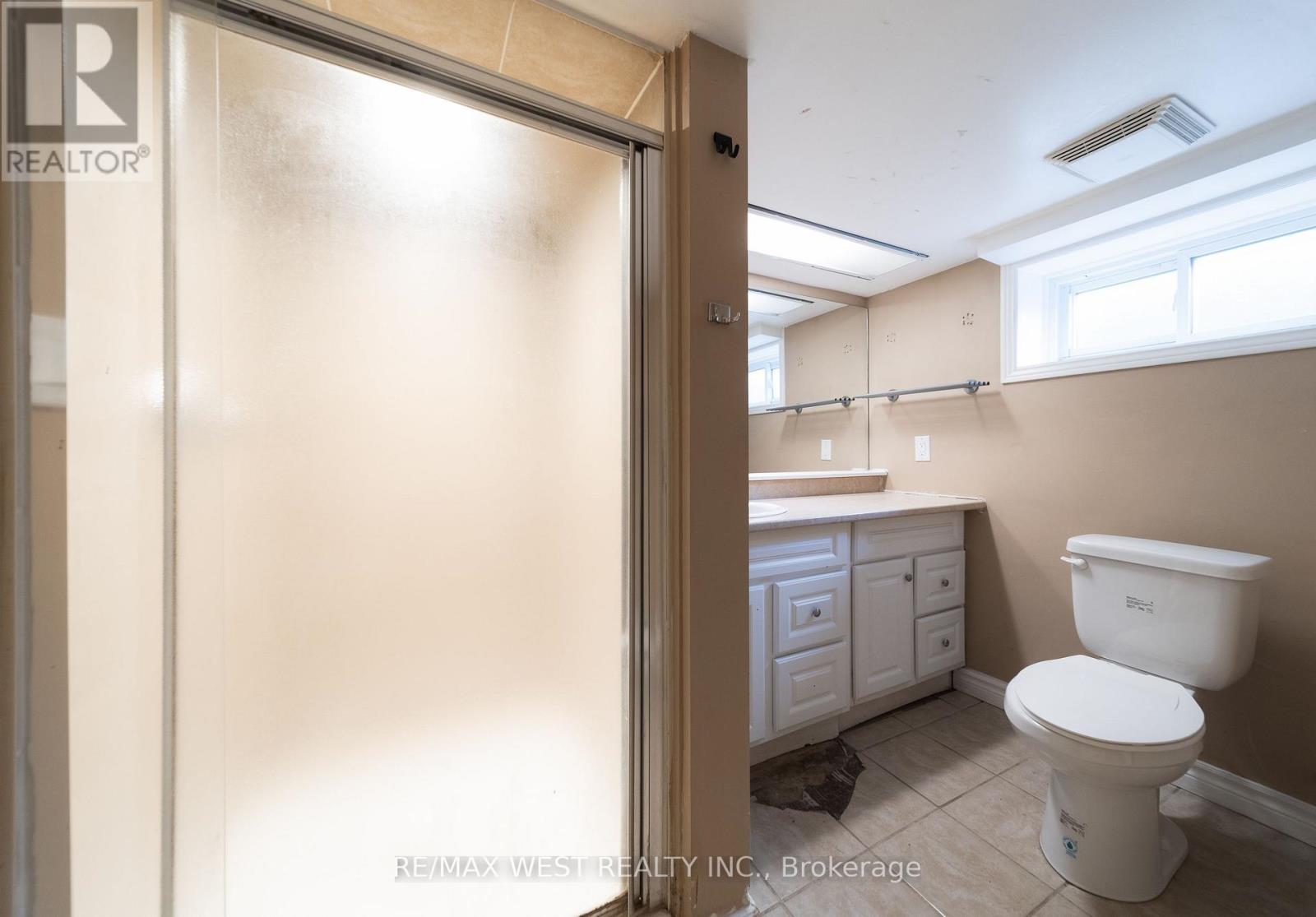 7826 Yonge Street, Innisfil, Ontario  L9S 1L4 - Photo 18 - N13736082