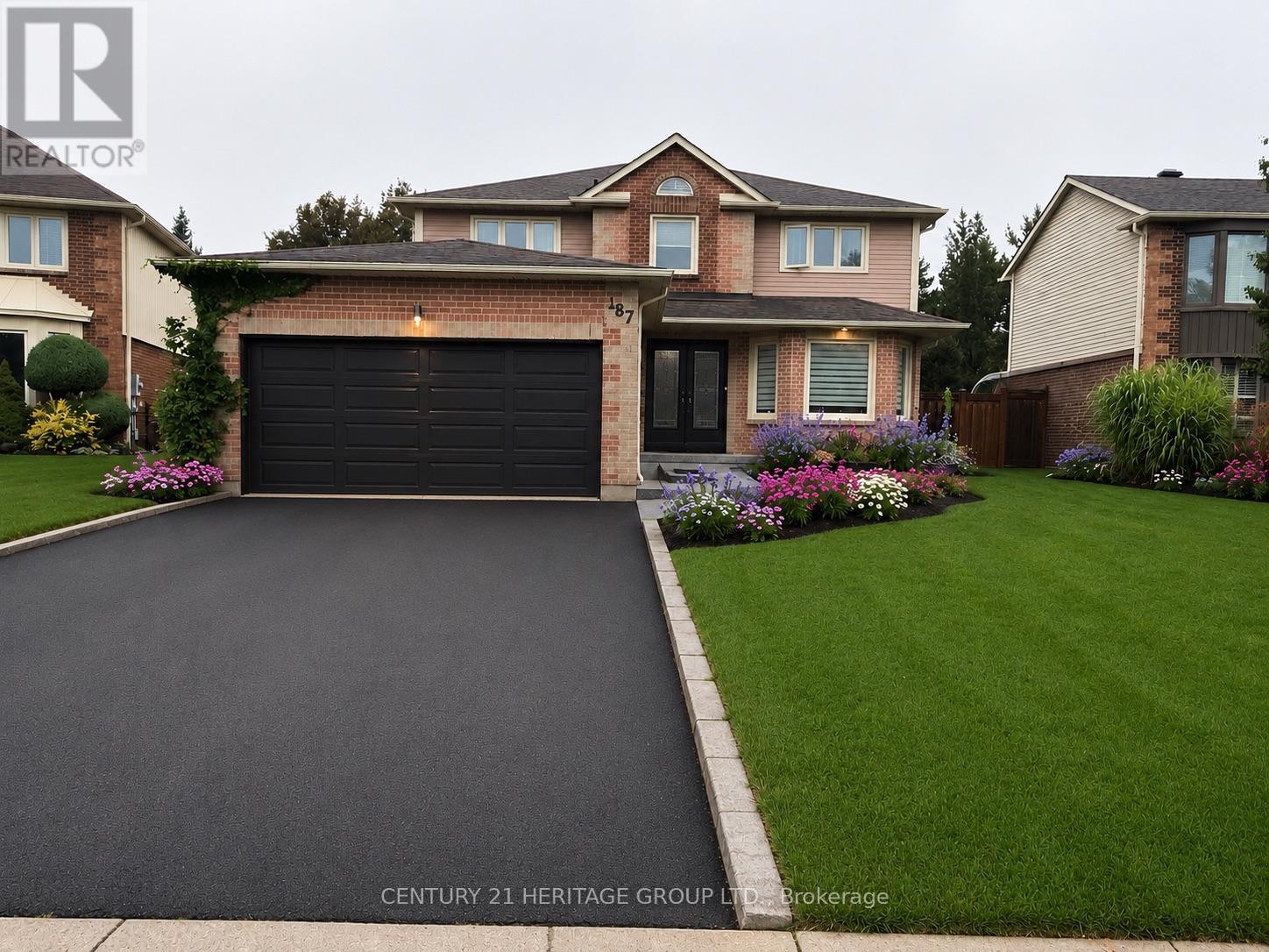 187 GLENWAY CIRCLE, Newmarket, Ontario