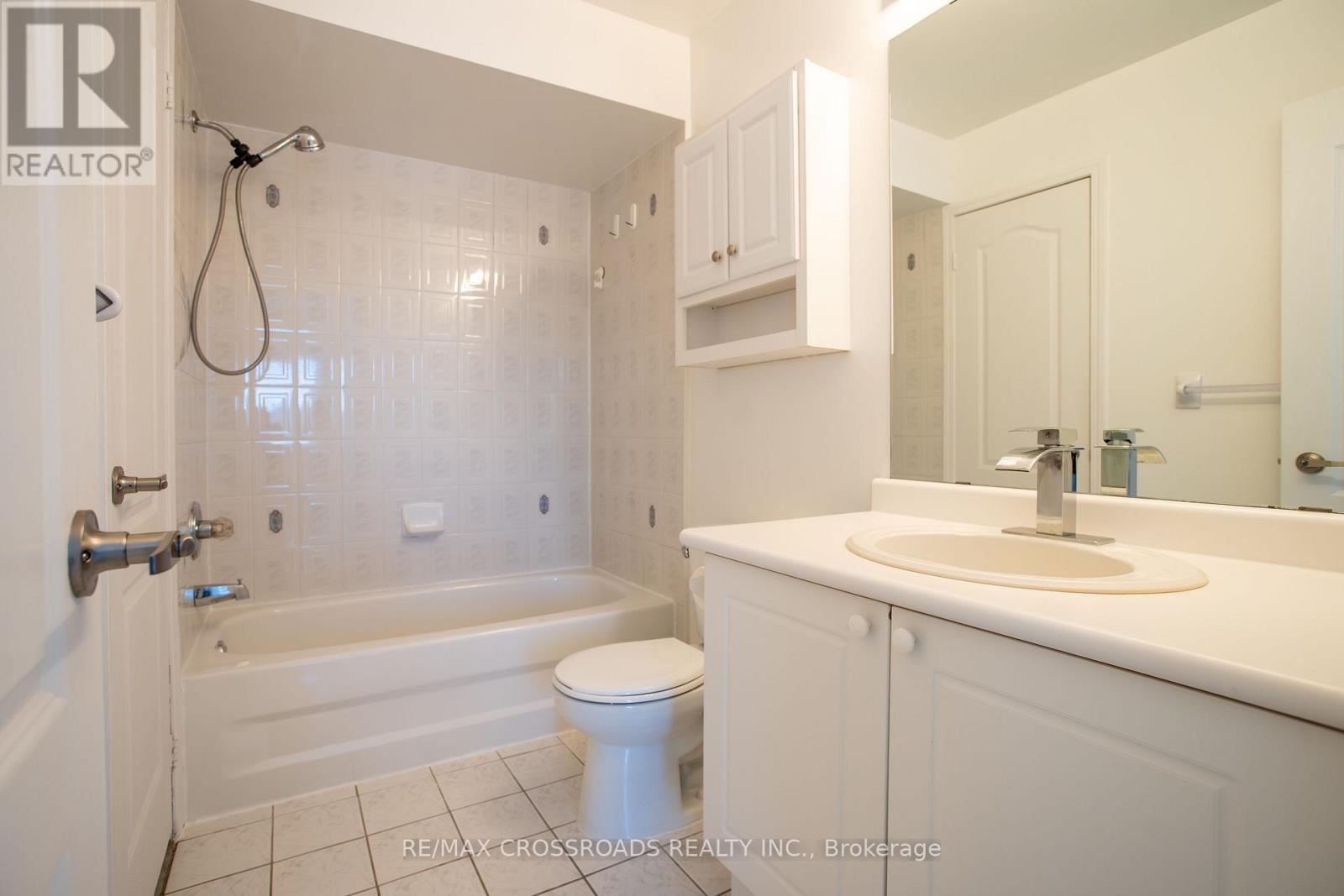 53 Cornell Park Avenue, Markham, Ontario  L6B 1B5 - Photo 13 - N13736206