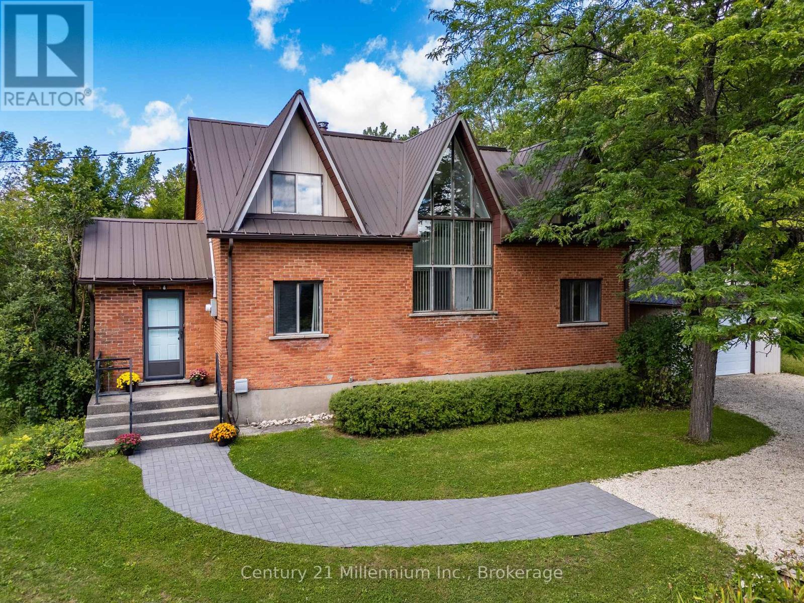 425005 IRISH LAKE ROAD, Grey Highlands, Ontario