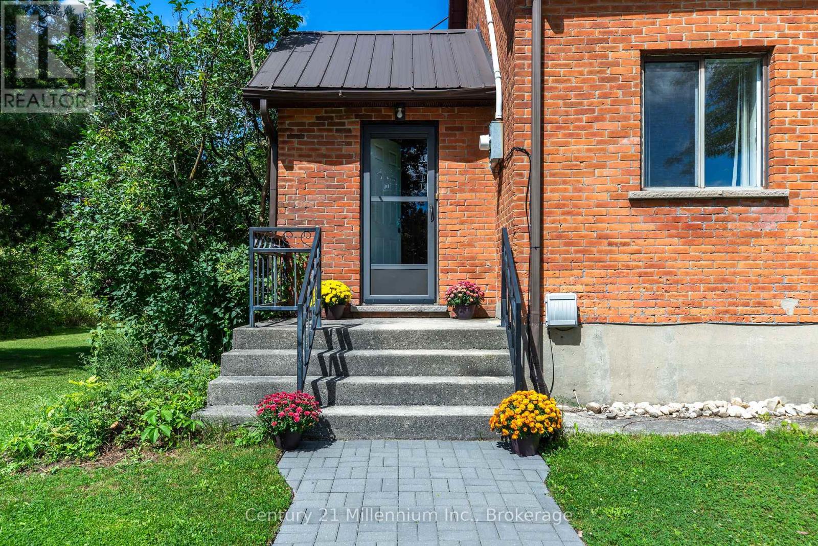 425005 Irish Lake Road, Grey Highlands, Ontario  N0C 1H0 - Photo 16 - X13736010