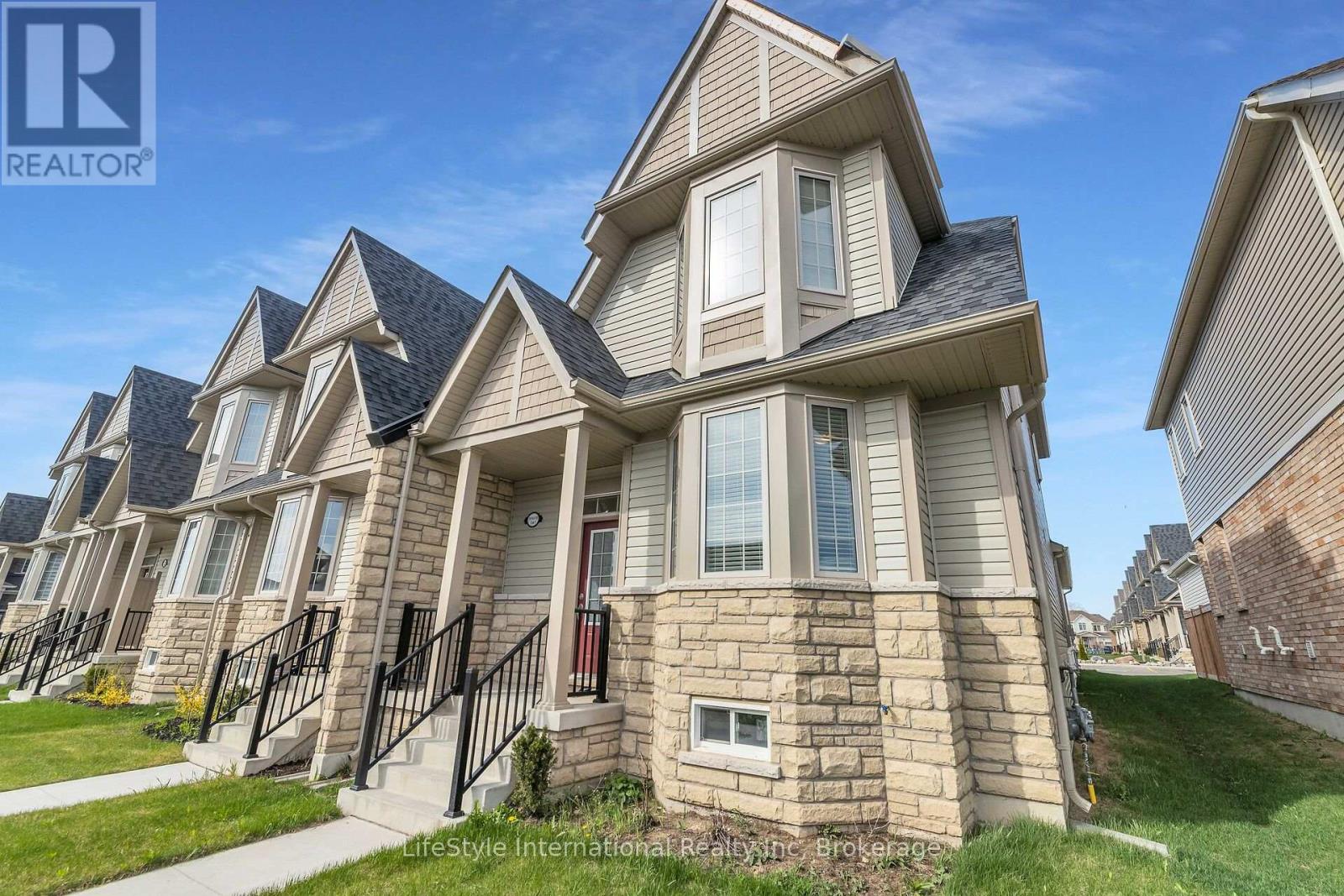 5 - 210 Farley Road W, Centre Wellington, Ontario N1M 0H2 - Photo 3 - X13736086