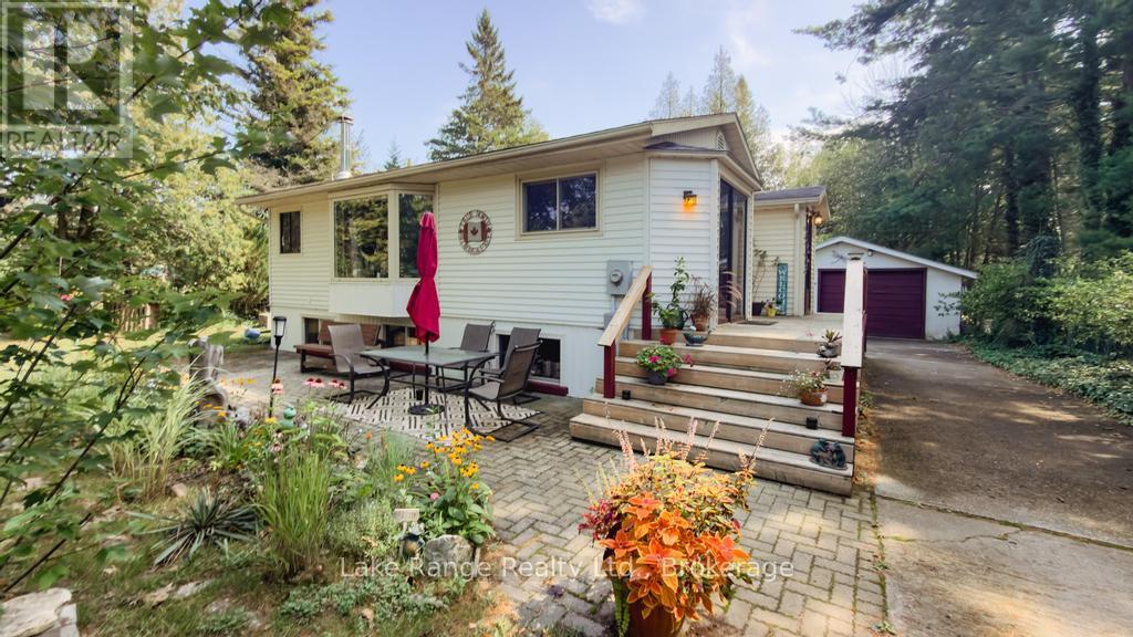 536 Alfred Street, Huron-Kinloss, Ontario  N0G 2R0 - Photo 1 - X13736216