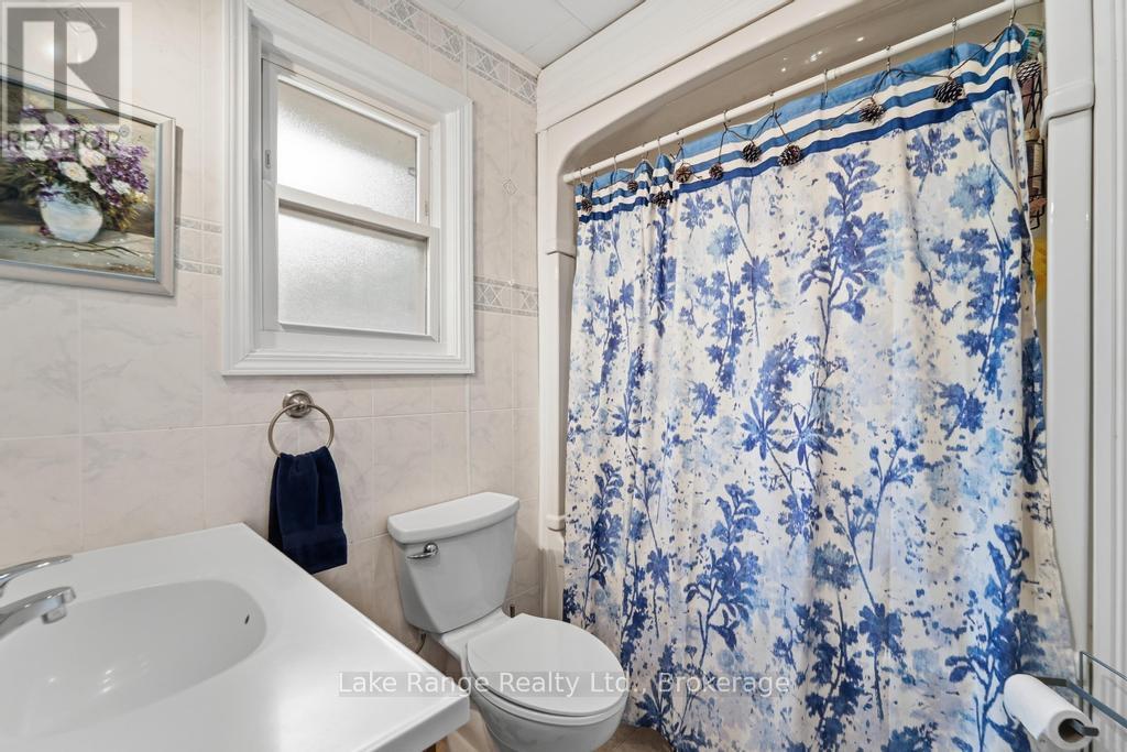 536 Alfred Street, Huron-Kinloss, Ontario  N0G 2R0 - Photo 14 - X13736216