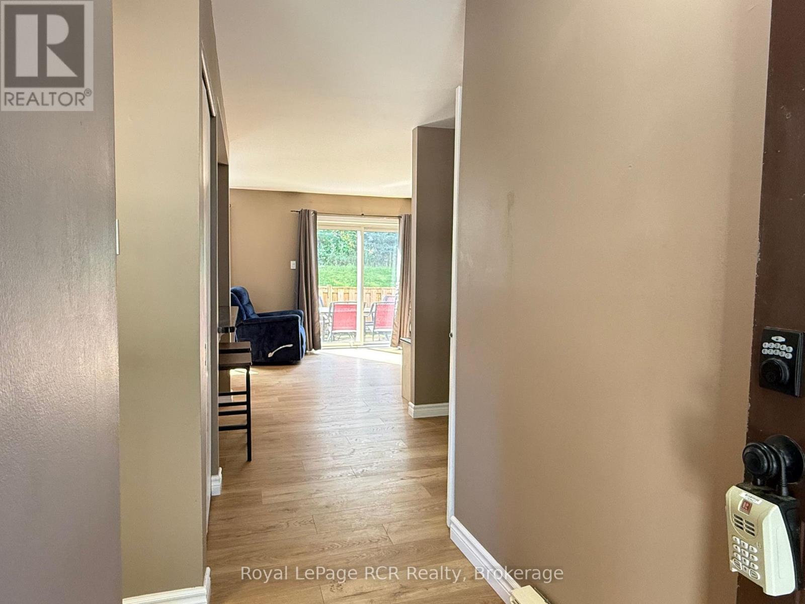 74 Laurie Crescent, Owen Sound, Ontario N4K 6C3 - Photo 3 - X13736224