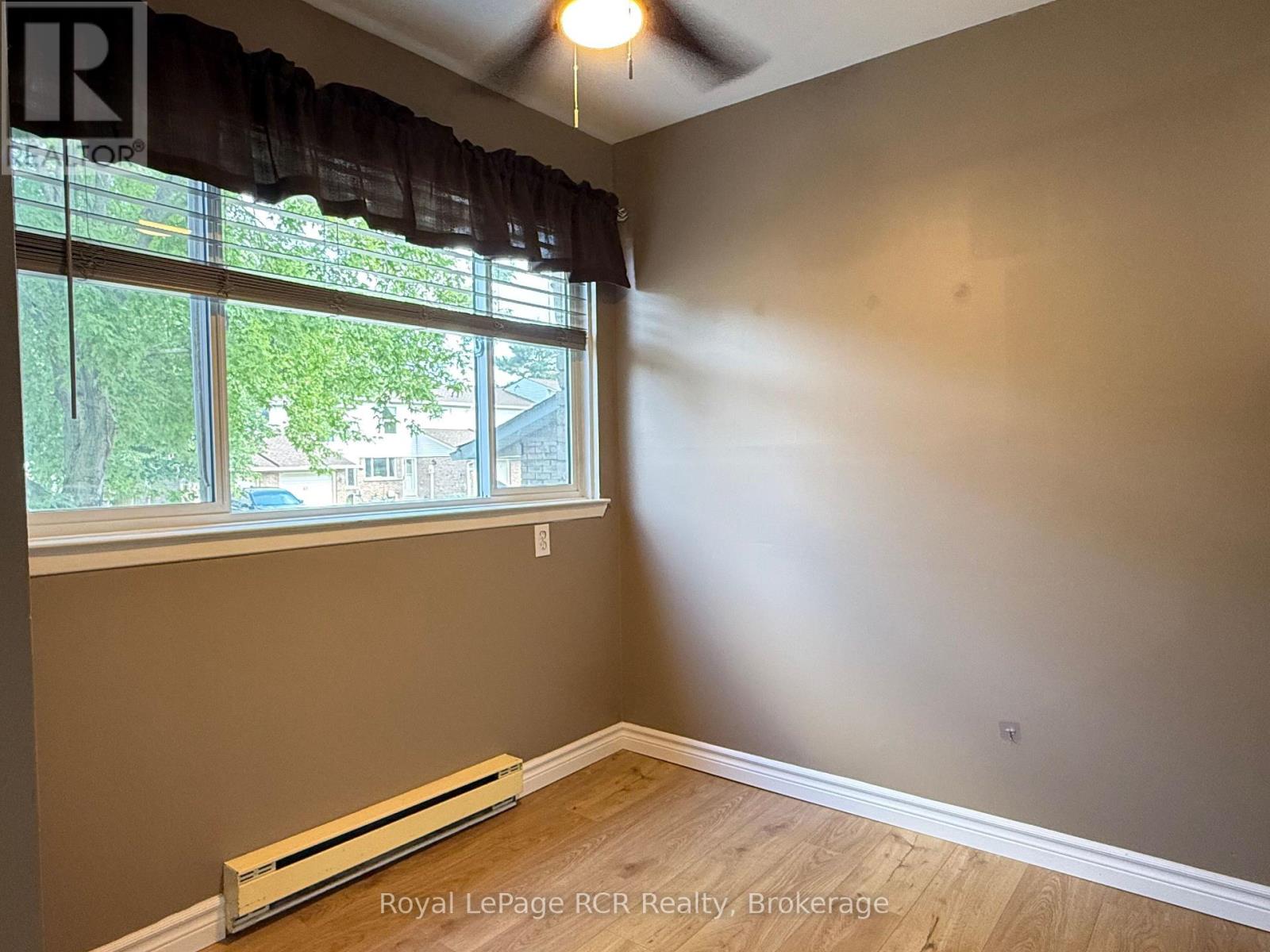 74 Laurie Crescent, Owen Sound, Ontario N4K 6C3 - Photo 4 - X13736224