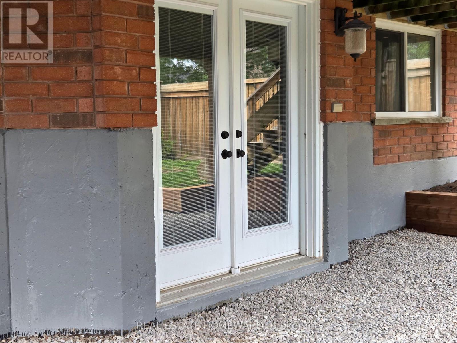 139 Birkhall Place, Barrie (Innis-Shore), Ontario  L4N 0K7 - Photo 26 - S13736144