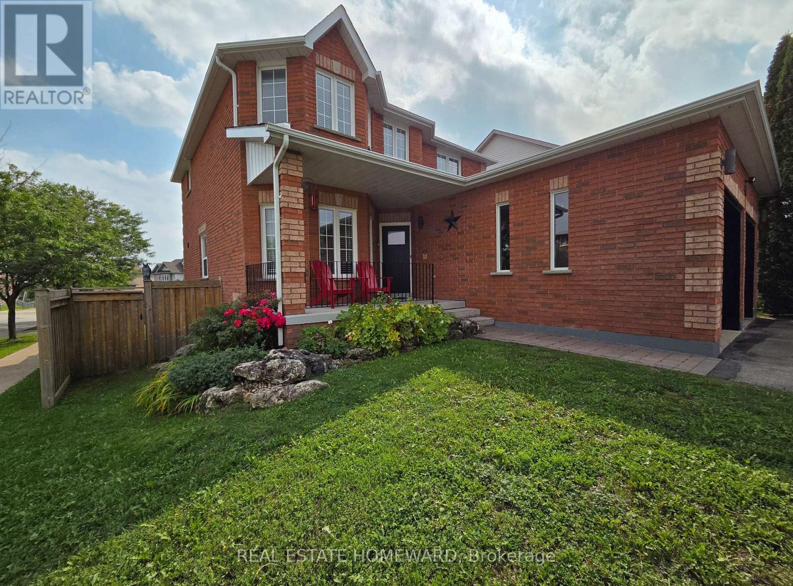 139 Birkhall Place, Barrie (Innis-Shore), Ontario  L4N 0K7 - Photo 3 - S13736144